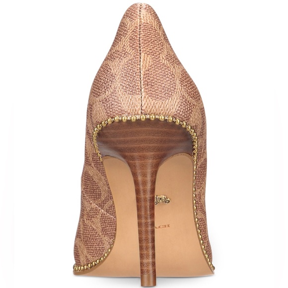 Coach women’s shoes size 8 used ones good condition.  #15 - Picture 5 of 5